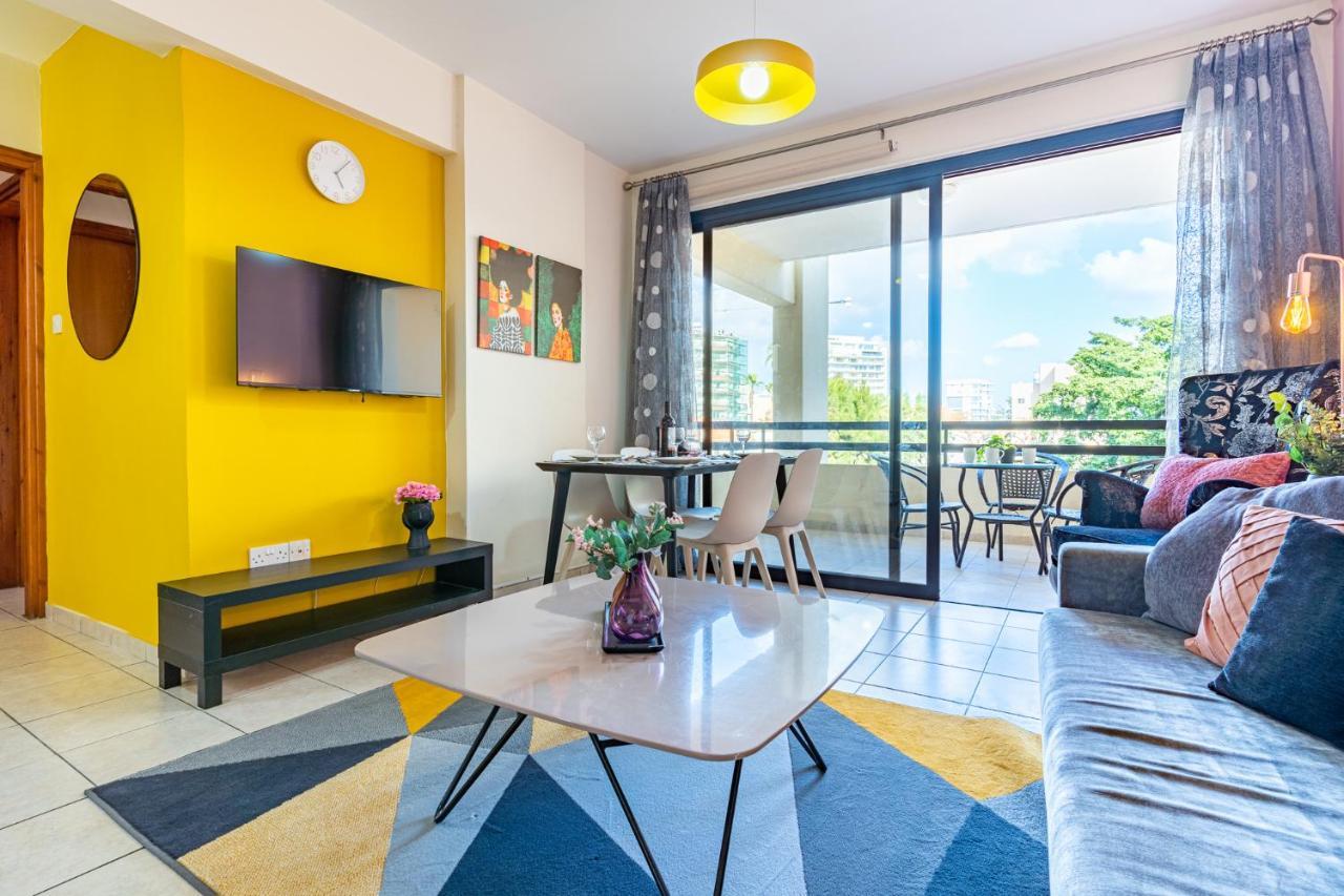 Freya 1-Bedroom Apartment In Ларнака Экстерьер фото